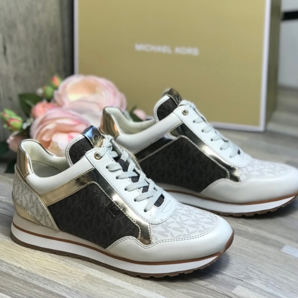 Michael Kors Maddy Trainer Mini MK Logo Vanil W - Picture 5 of 7